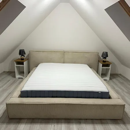 Przy Deptaku Apartment *