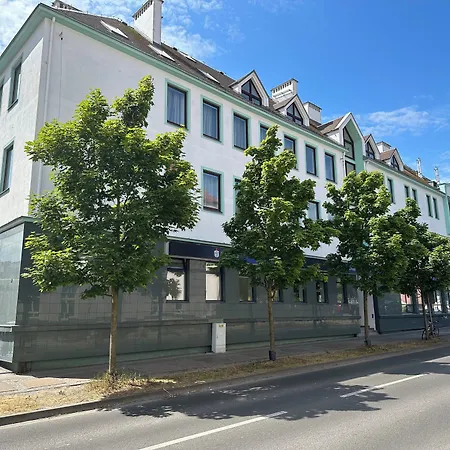 Przy Deptaku * Свиноуйсьце